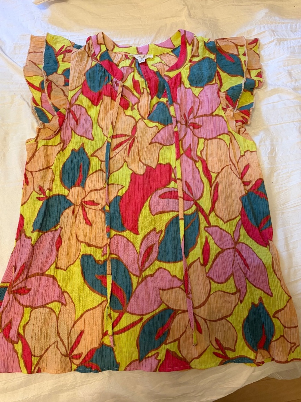 Easel tropical floral print top, size medium